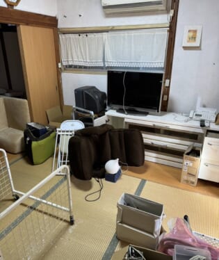 大阪府橿原市 N様の不用品回収作業前のご自宅の写真