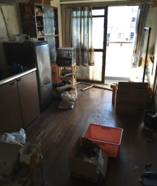 大阪府大阪市東淀川区 U様の不用品回収作業前のご自宅の写真
