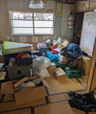大阪府大阪市東淀川区 M様の不用品回収作業前のご自宅の写真
