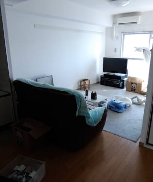 大阪府大阪市住吉区 R様の不用品回収作業前のご自宅の写真