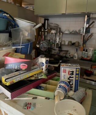 大阪府大阪市西区 K様の遺品整理作業前のご自宅の写真