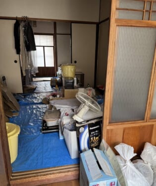 大阪府東大阪市 O様の不用品回収作業前のご自宅の写真