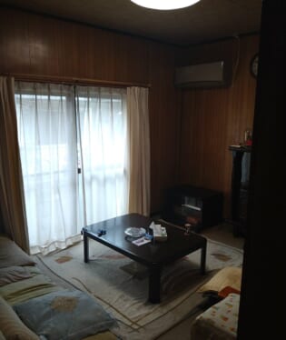 奈良県大和郡山市 J様の不用品回収作業前のご自宅の写真