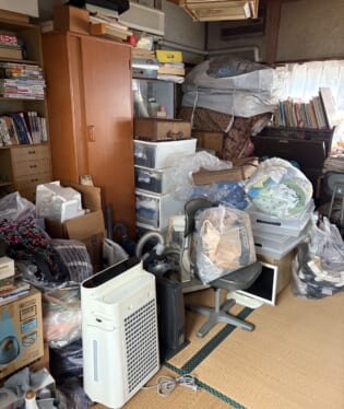 大阪府豊中市 D様の不用品回収作業前のご自宅の写真