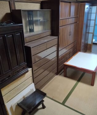 大阪府大阪市東住吉区 J様の不用品回収作業前のご自宅の写真