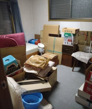 奈良県奈良市 B様の不用品回収作業前のご自宅の写真