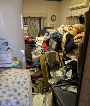 奈良県北葛城郡上牧町 J様の不用品回収作業前のご自宅の写真