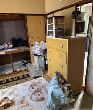 大阪府豊中市 R様の不用品回収作業前のご自宅の写真