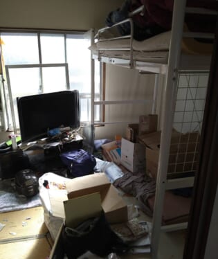 大阪府大阪市天王寺区 G様の不用品回収作業前のご自宅の写真