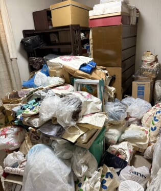 大阪府大阪市東成区 H様の不用品回収作業前のご自宅の写真