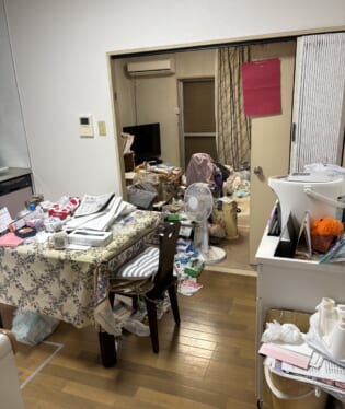奈良県奈良市 E様の不用品回収作業前のご自宅の写真