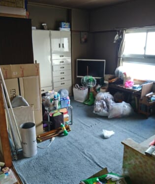 大阪府門真市 G様の不用品回収作業前のご自宅の写真