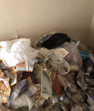 大阪 E様のゴミ屋敷片付け前のご自宅の写真