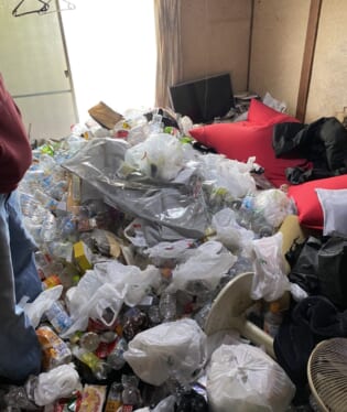 大阪府 R様のゴミ屋敷片付け前のご自宅の写真