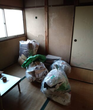 京都府京都市右京区 C様の遺品整理作業前のご自宅の写真